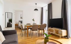 San Lorenzo Apartamentos